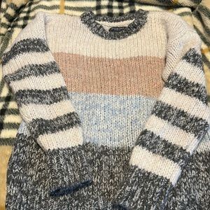 American Eagle Outfitters Sweater
